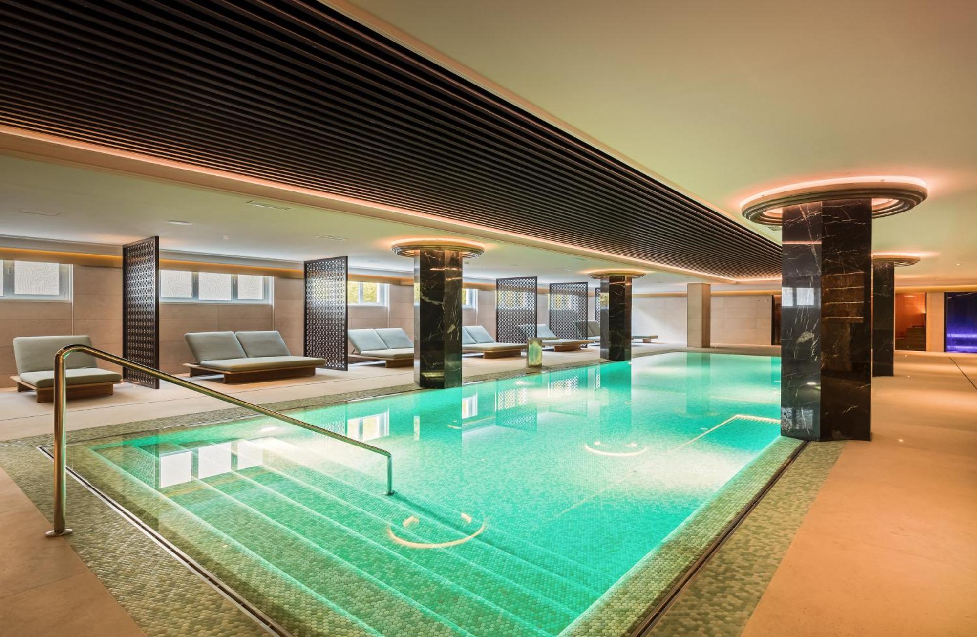 Barcelo La Nucia Palms Hotell Eksteriør bilde The swimming pool at the spa